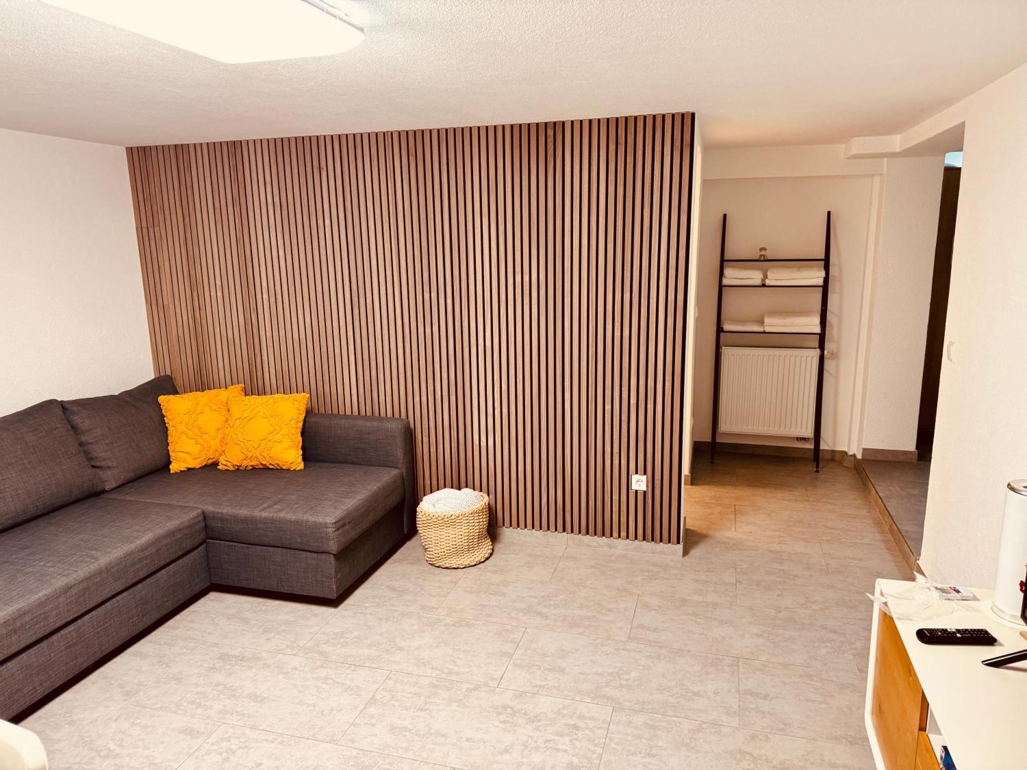 Gemuetliche Wohnung In Leverkusen Bagian luar foto